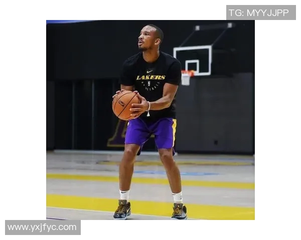 重庆网球队包夹战术的革新与发展探讨